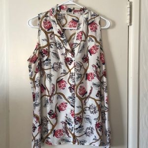 Multi color sleeveless blouse